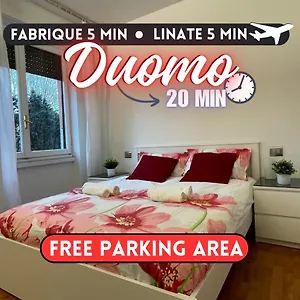 Parcheggi Gratis Collegato Al Duomo Con Tram27 Appartamento